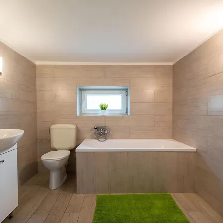 Corka Rybaka * ياستارنيا